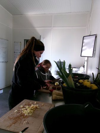 Actividad  Cuidador por un día - Experiencias inusuales en Ecozonia